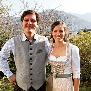 Anna_und_Lukas_in_Tracht